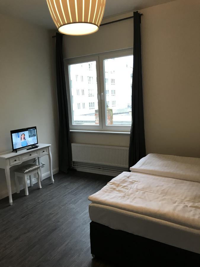Hotel Fame Am Hauptbahnhof Hamburgo Exterior foto